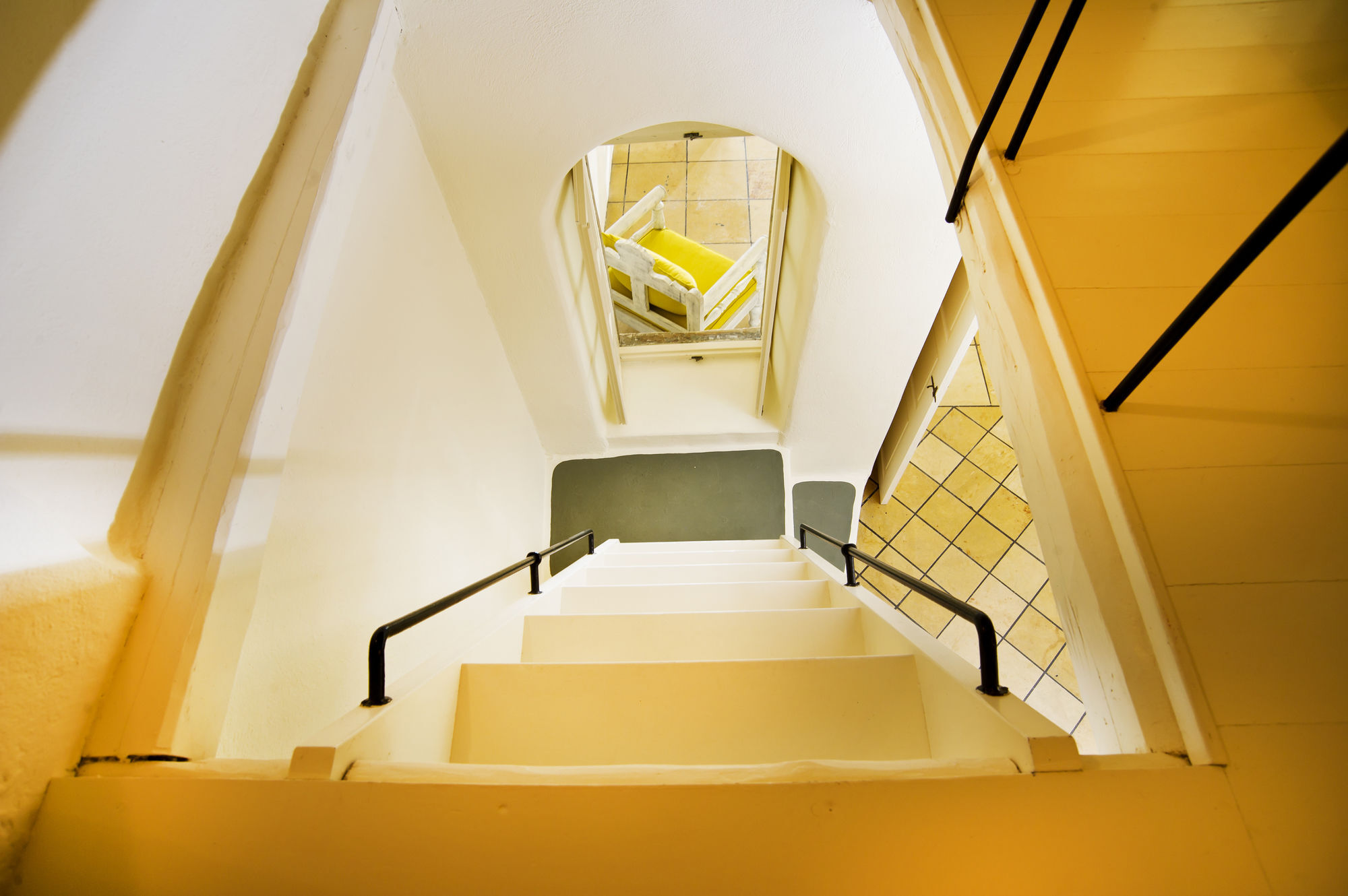 Enigma Suites Тира Экстерьер фото